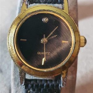 🦋10/$20🦋 SKC Goldtone/Black Diamond Women's Watch